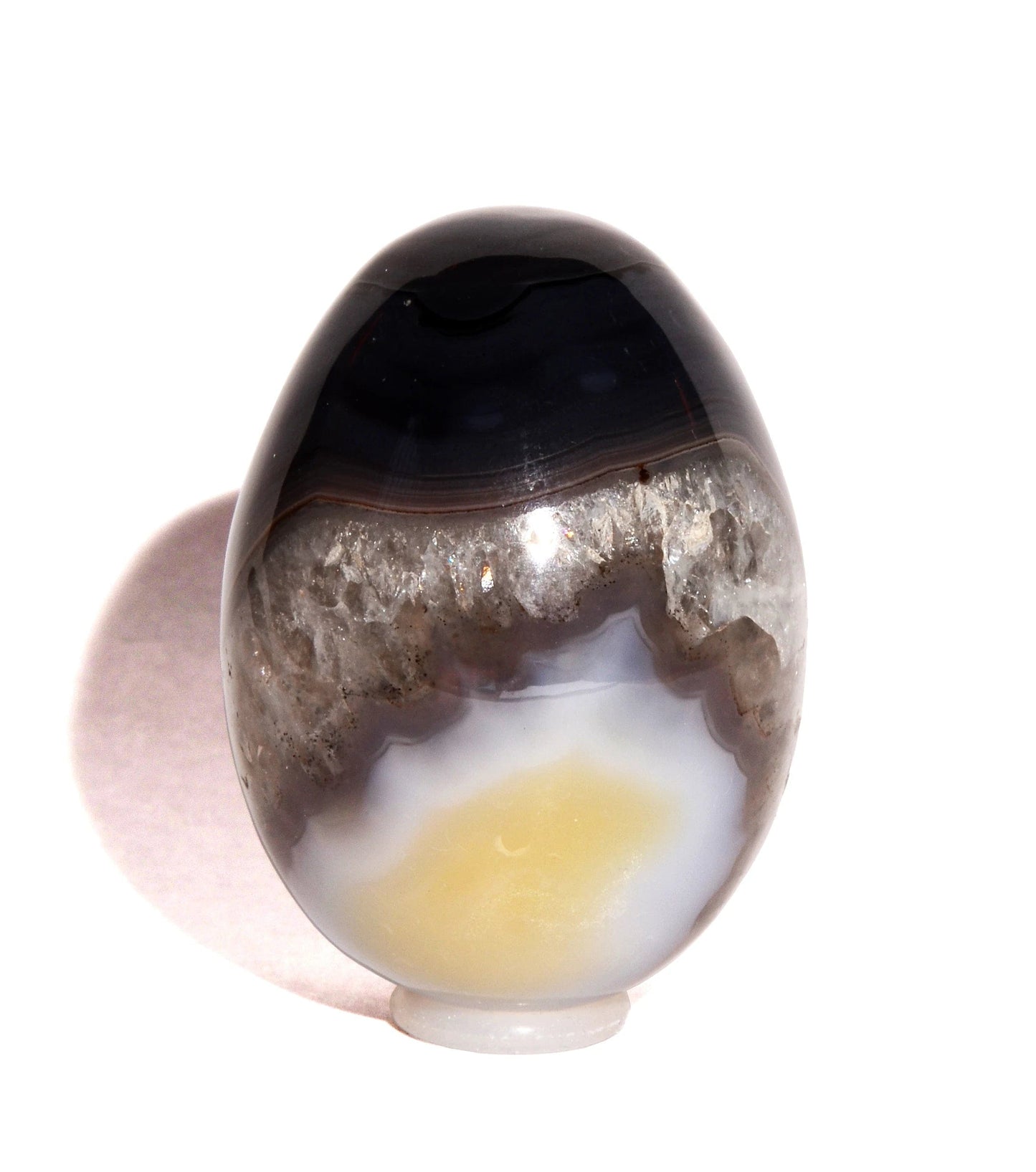 black, white and yellow agate egg