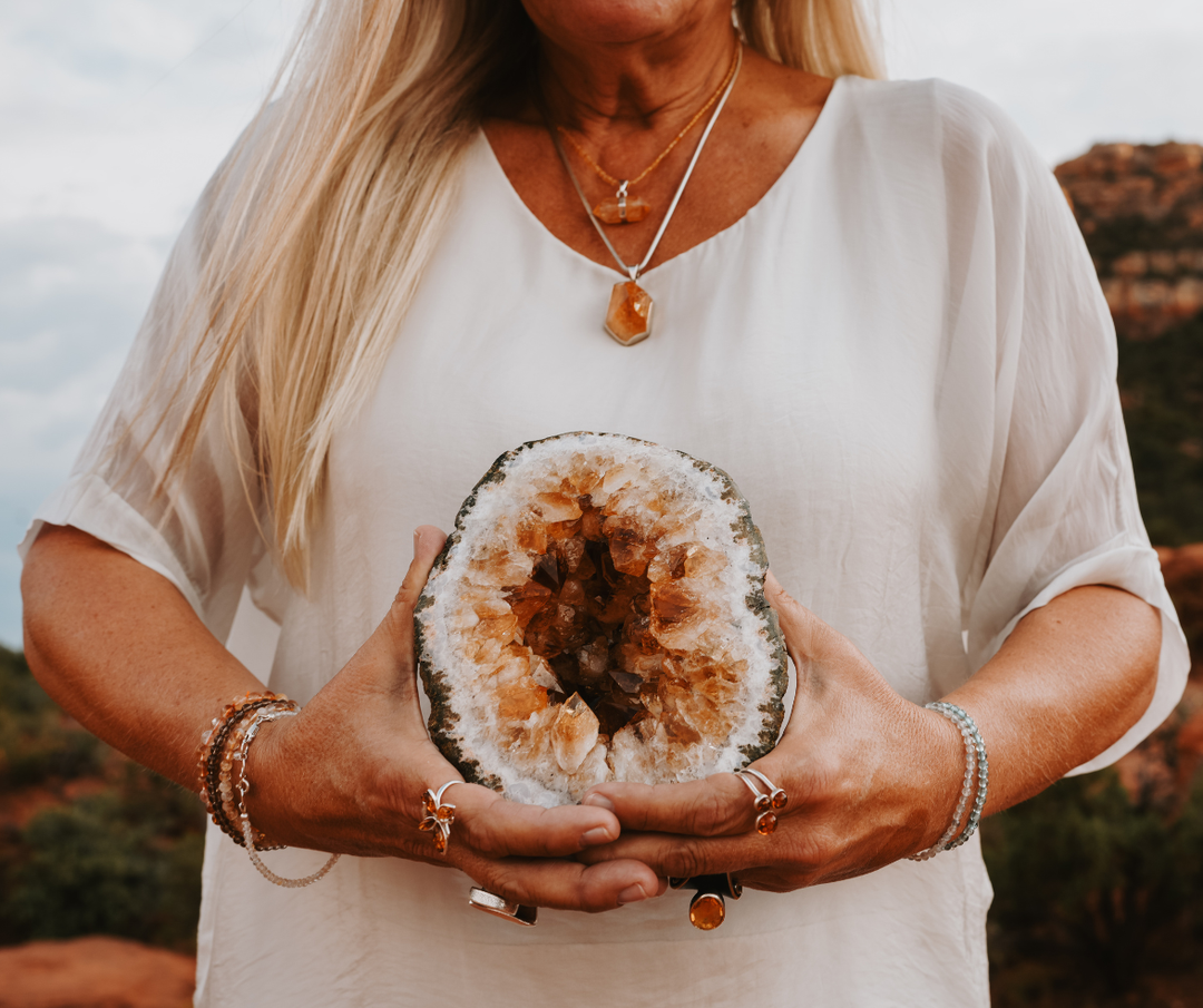 Align & Shine: Crystals to Cultivate Prosperity, Thanks, and Community in November