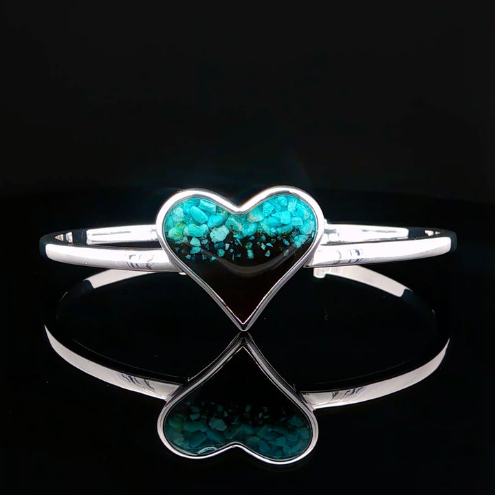 Explorer Heart Cuff Cathedral Rock
