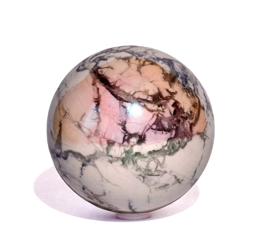 healing crystals: angel aura howlite sphere