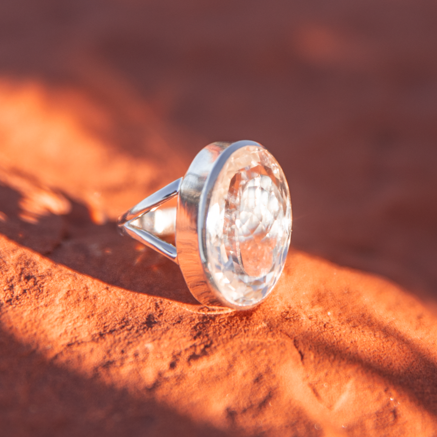crystal jewelry: herkimer diamond ring in sedona, arizona used for energy healing
