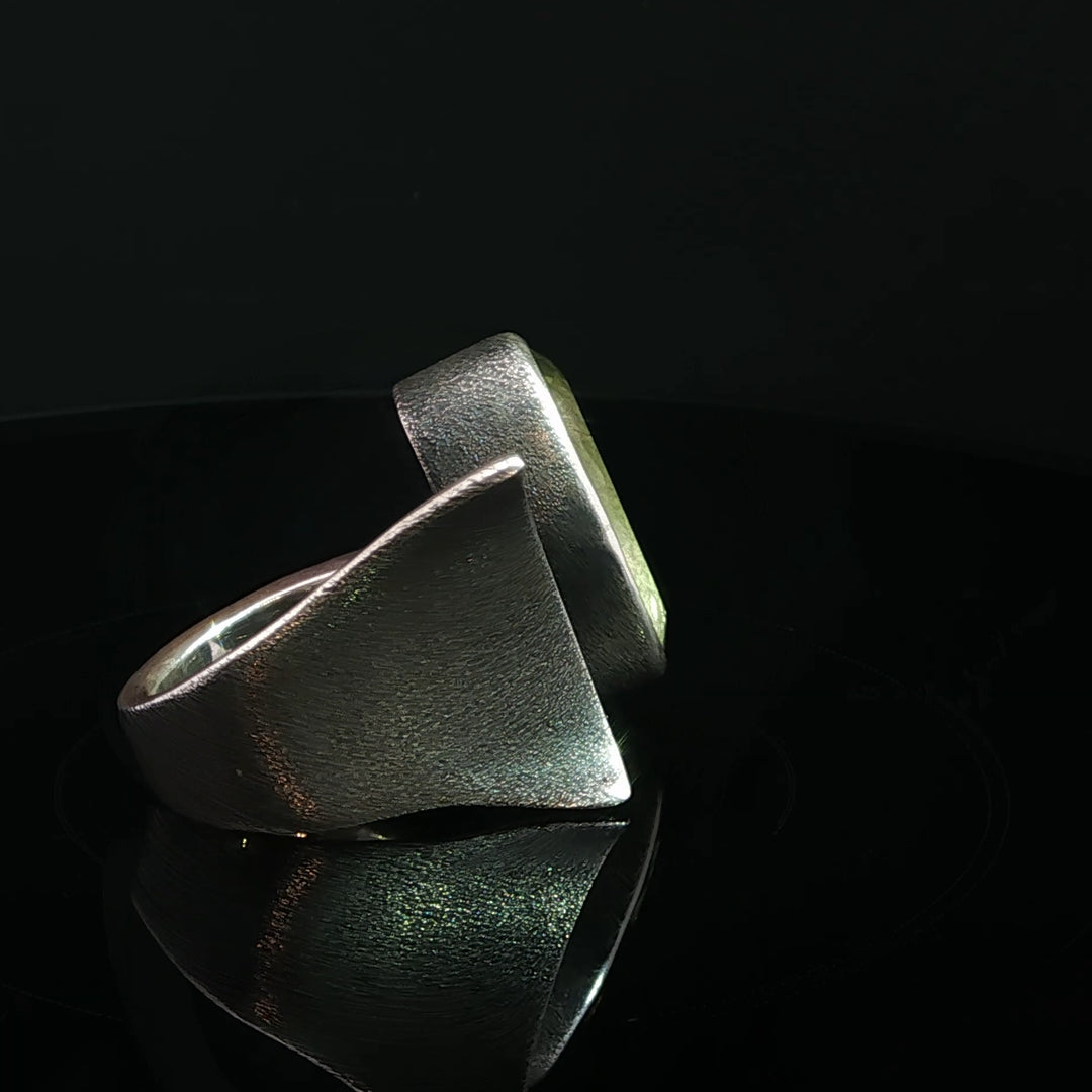 Apollo Ring