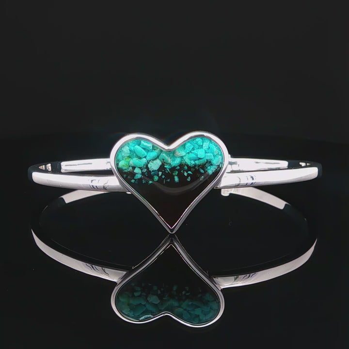 Explorer Heart Cuff Cathedral Rock